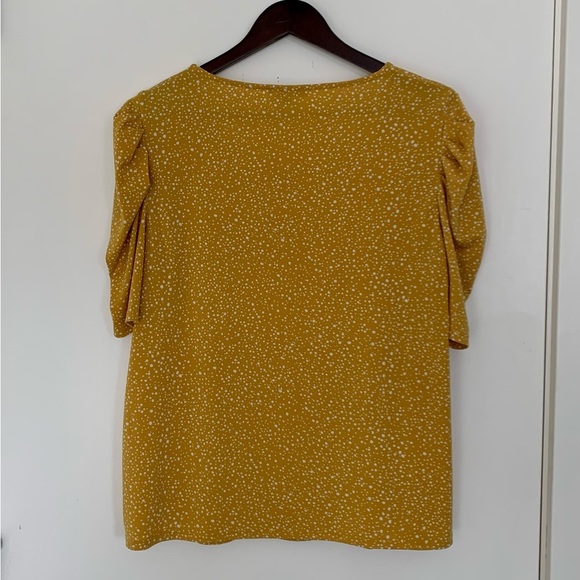 Gorgeous Material Adrianna Papell EUC Blouse - Picture 3 of 7